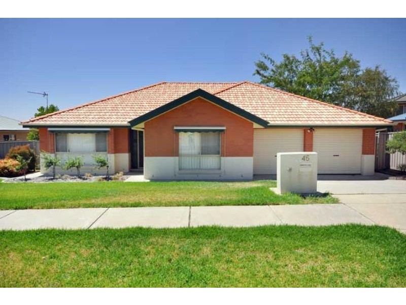 45 Tamar Drive, Tatton NSW 2650