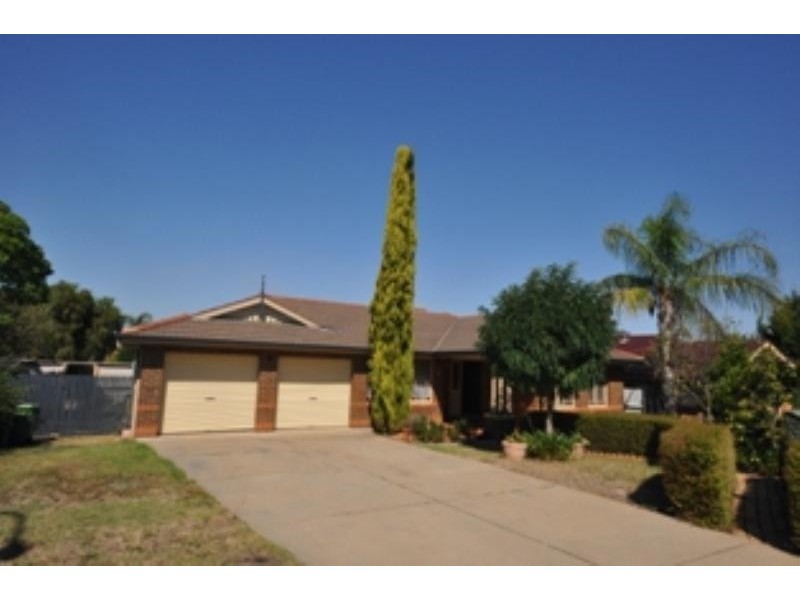 25 Kimberley, Tatton NSW 2650