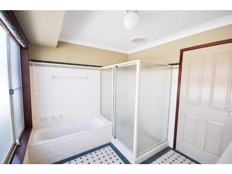 25 Kimberley, Tatton NSW 2650