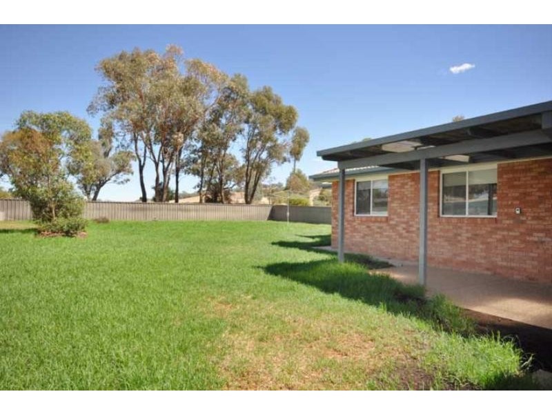 85 Balleroo, Wagga Wagga NSW 2650