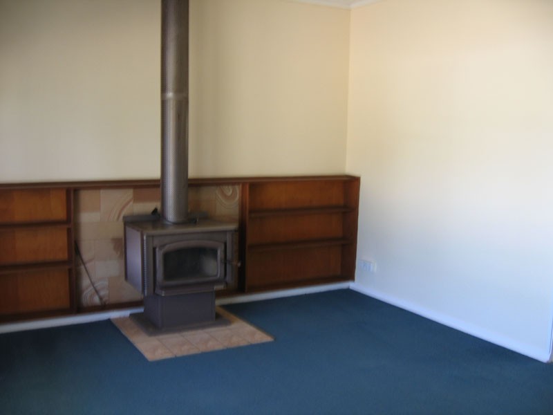 1 Collingullie Road, The Rock NSW 2655