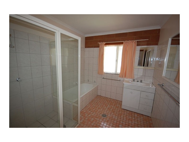 10 Best Street, Uranquinty NSW 2652