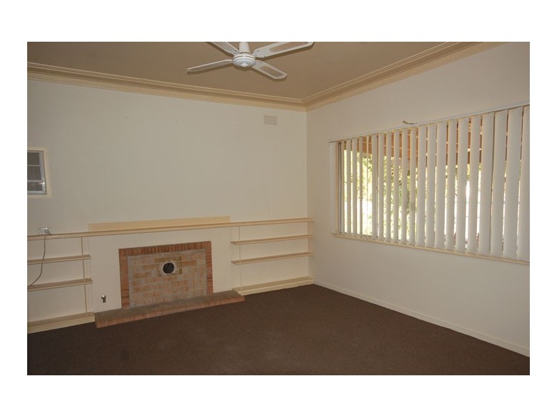 83 Urana Street, The Rock NSW 2655