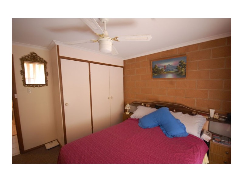 8 Best, Uranquinty NSW 2652