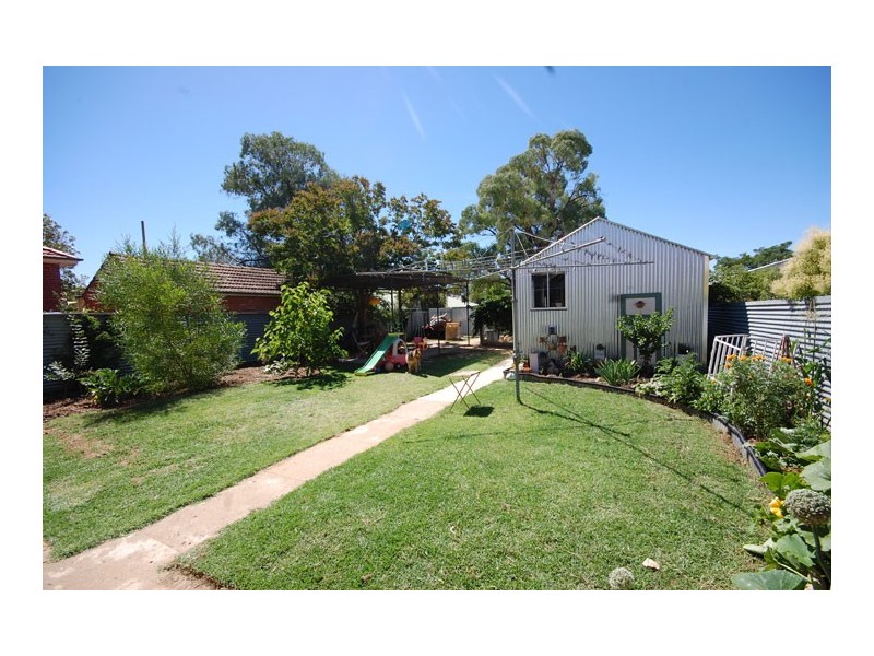 47 Brookong Ave, Wagga Wagga NSW 2650