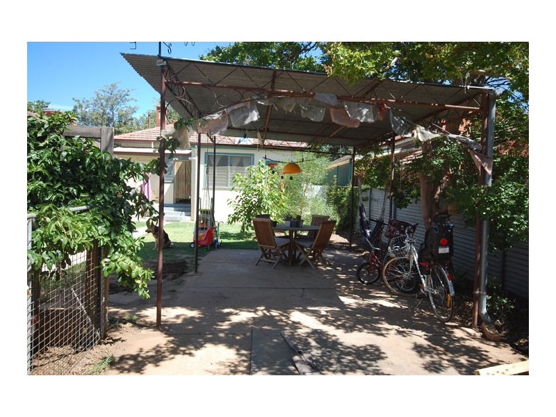 47 Brookong Ave, Wagga Wagga NSW 2650