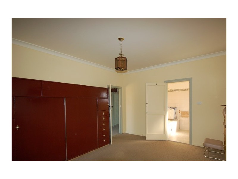 71 Brookong St, Lockhart NSW 2656