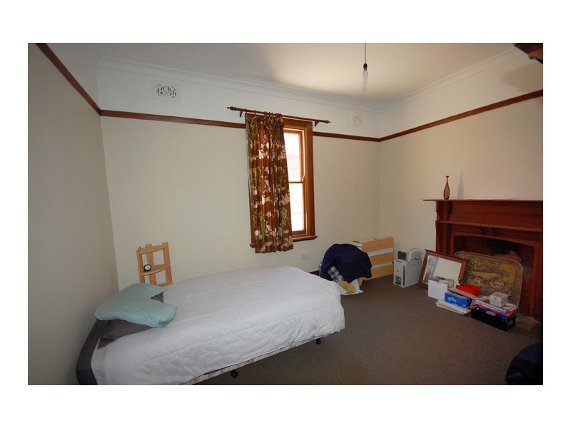 85 Crampton Street, Wagga Wagga NSW 2650