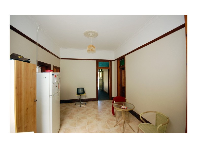 85 Crampton Street, Wagga Wagga NSW 2650