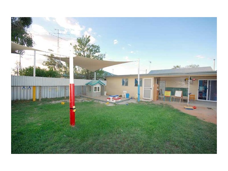 34 Drummond St, Lockhart NSW 2656