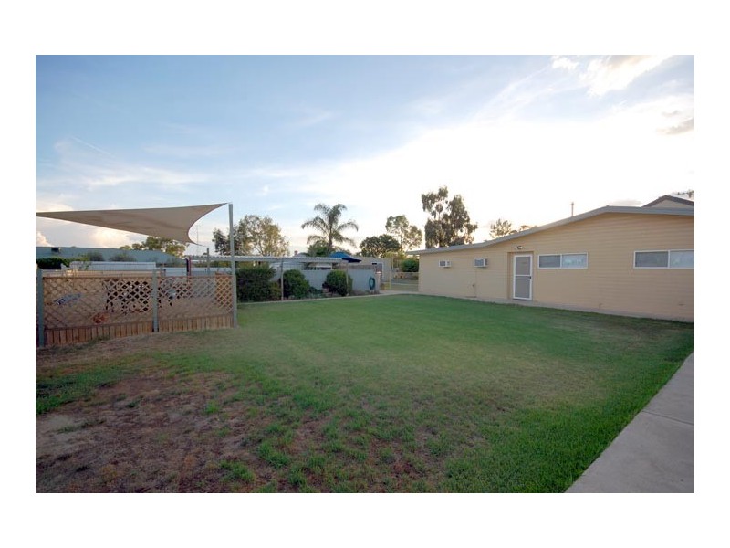 34 Drummond St, Lockhart NSW 2656