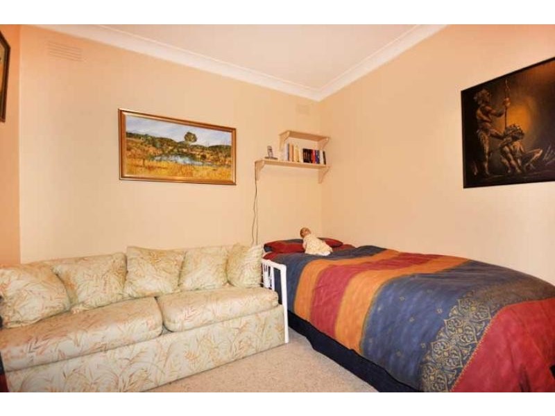 11 Fraser St, Wagga Wagga NSW 2650