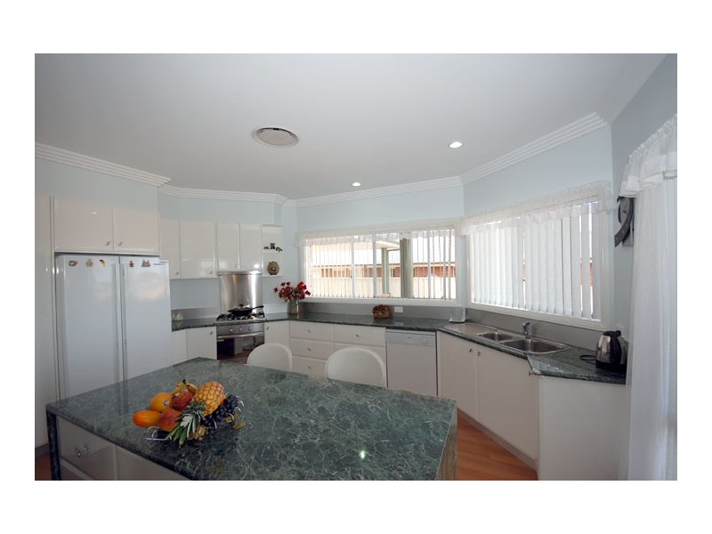 10 Franklin, Estella NSW 2650