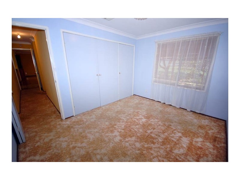 29 Mallory St, Wagga Wagga NSW 2650