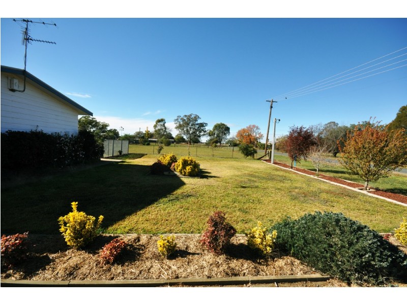 20 Cole St, Yerong Creek NSW 2642