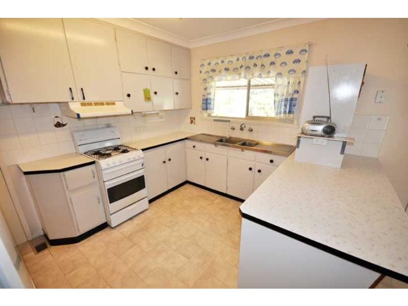 54 Nixon Cres, Wagga Wagga NSW 2650