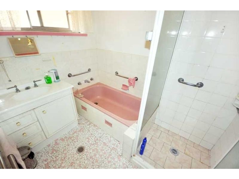 54 Nixon Cres, Wagga Wagga NSW 2650