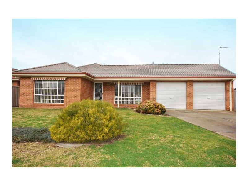 20 Juniper Pl, Forest Hill NSW 2651