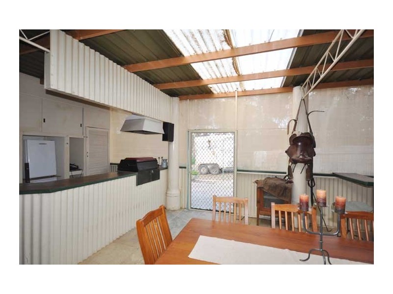 30 Kyeamba St, Mangoplah NSW 2652