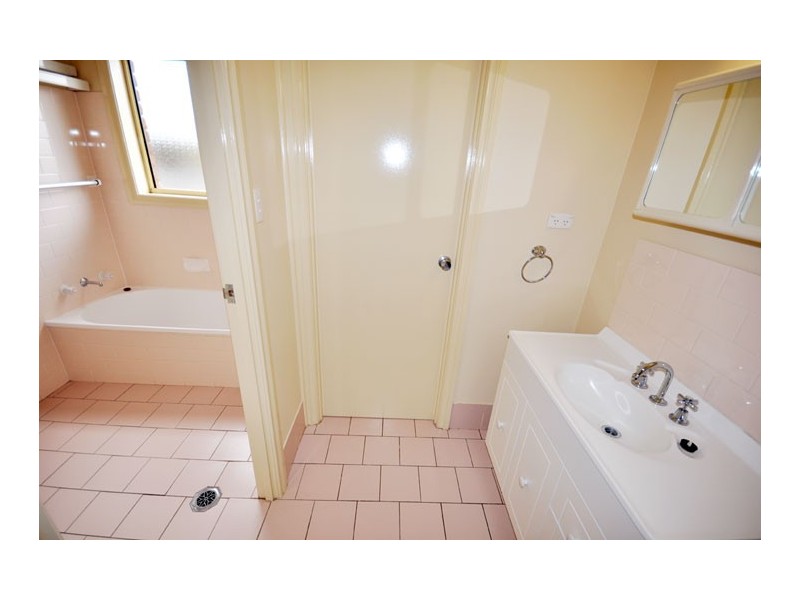 48 Balleroo, Wagga Wagga NSW 2650