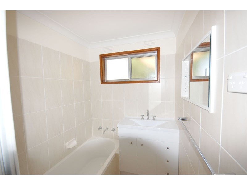 71 Vincent Rd, Wagga Wagga NSW 2650