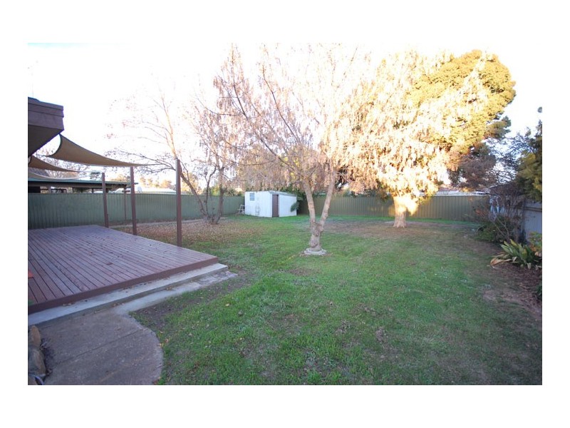 71 Vincent Rd, Wagga Wagga NSW 2650