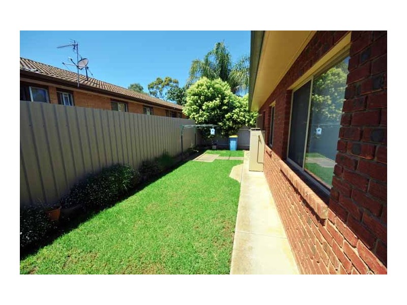 24 Lindsay St, Wagga Wagga NSW 2650