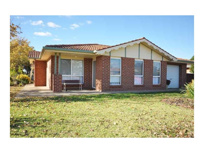 1/1 Yungana Pl, Wagga Wagga NSW 2650