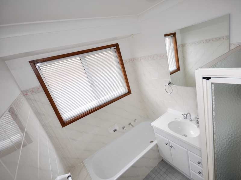 1/1 Yungana Pl, Wagga Wagga NSW 2650