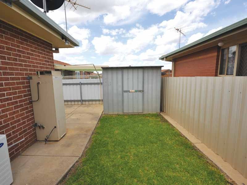 1/1 Yungana Pl, Wagga Wagga NSW 2650