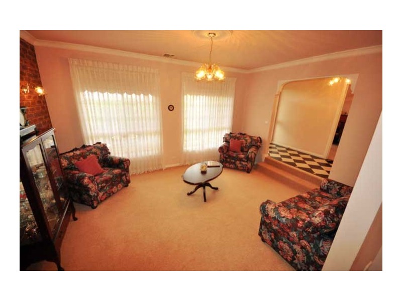 86 Amaroo St, Wagga Wagga NSW 2650