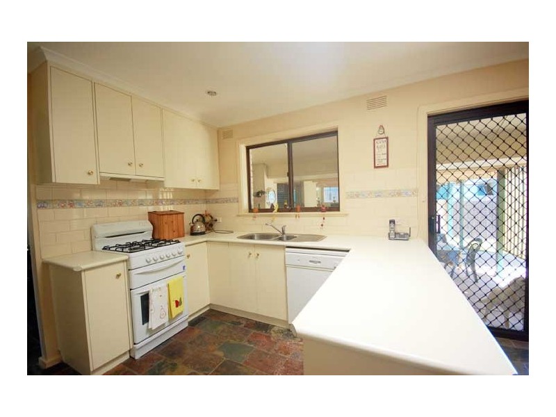 6 Huthwaite St, Wagga Wagga NSW 2650