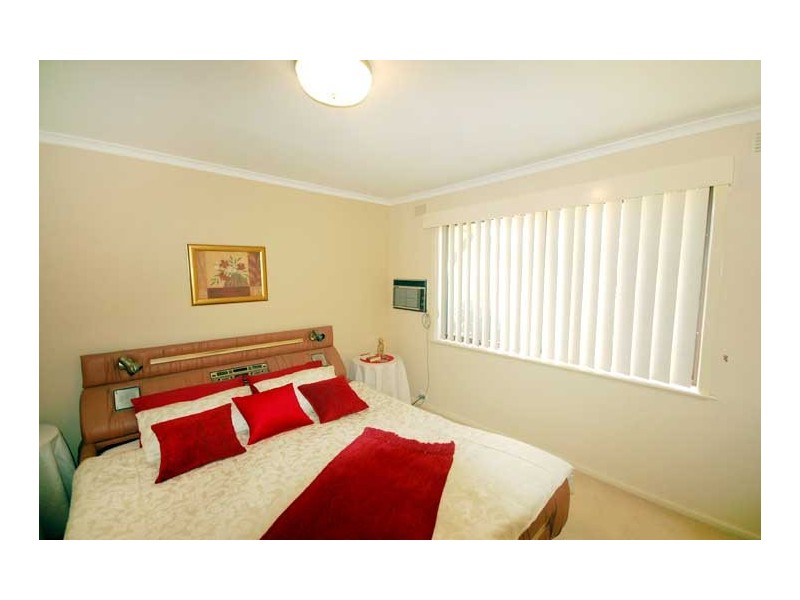 6 Huthwaite St, Wagga Wagga NSW 2650