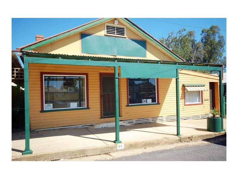 51-53 Sydney St, Tarcutta NSW 2652