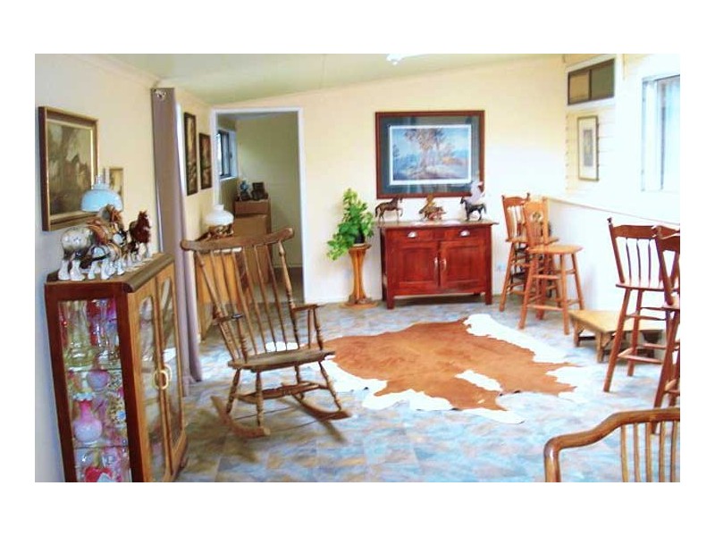 51-53 Sydney St, Tarcutta NSW 2652