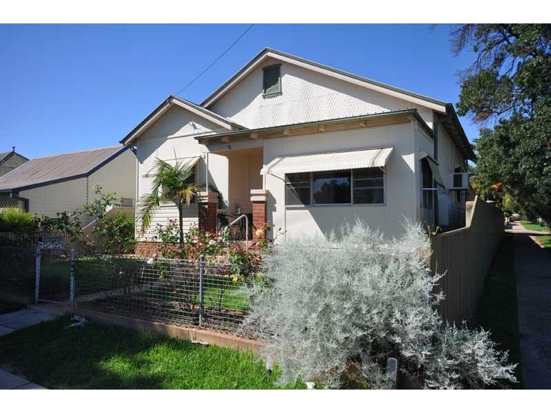 92,94,96 Railway St, Wagga Wagga NSW 2650