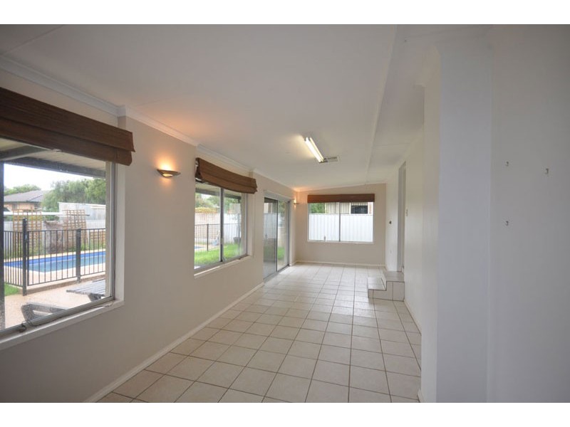 5 Bradley Place, Wagga Wagga NSW 2650