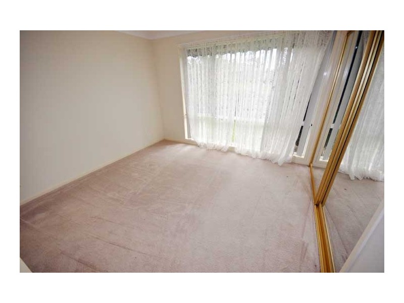 6 Kurrajong Ave, Forest Hill NSW 2651