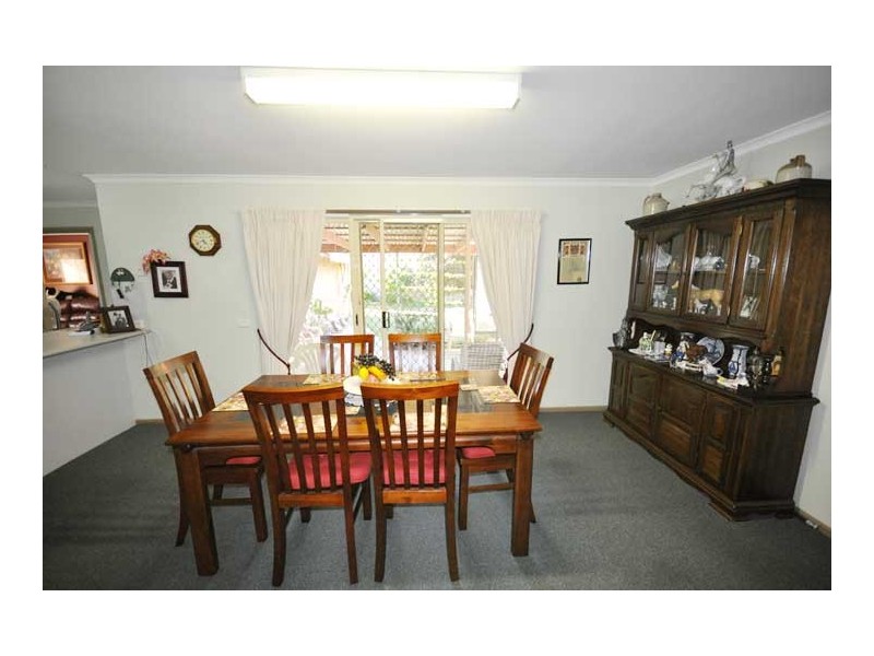 11 Shiralee Plc, Estella NSW 2650