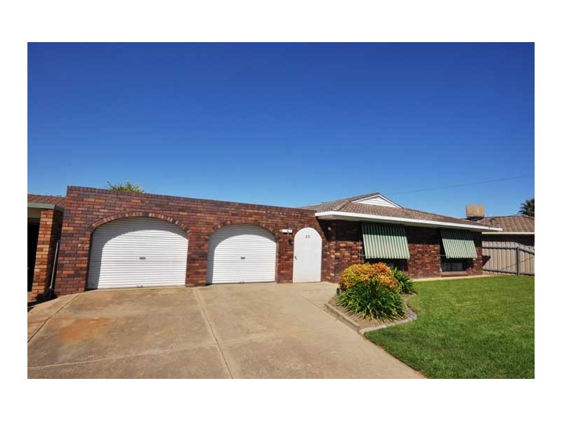 25 Gregory Cres, Wagga Wagga NSW 2650