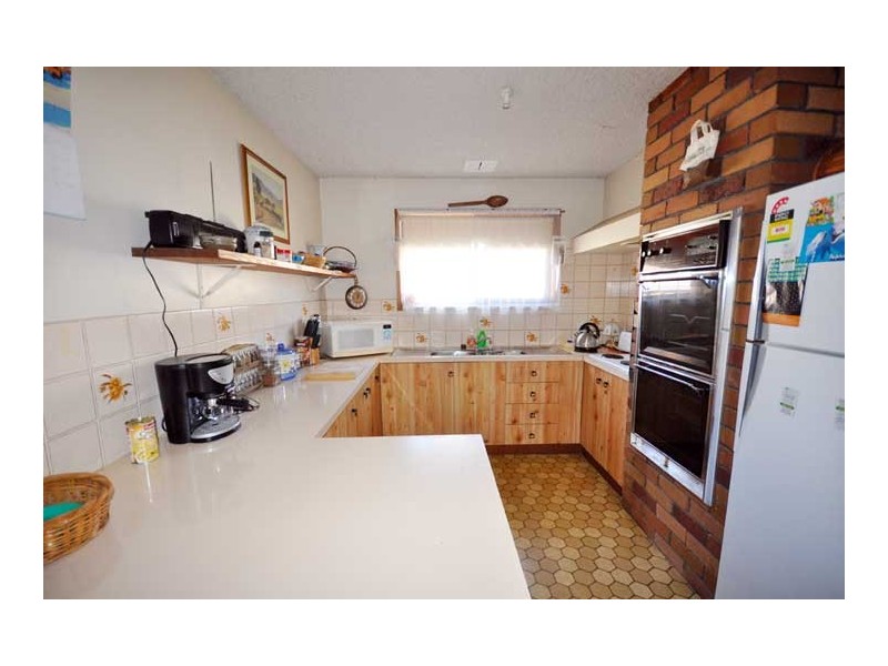25 Gregory Cres, Wagga Wagga NSW 2650