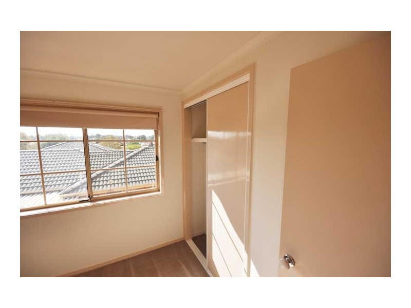 1&2 / 24 Sackville St, Forest Hill NSW 2651