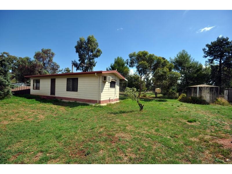 738 Lockhart Rd, Belfrayden NSW 2650
