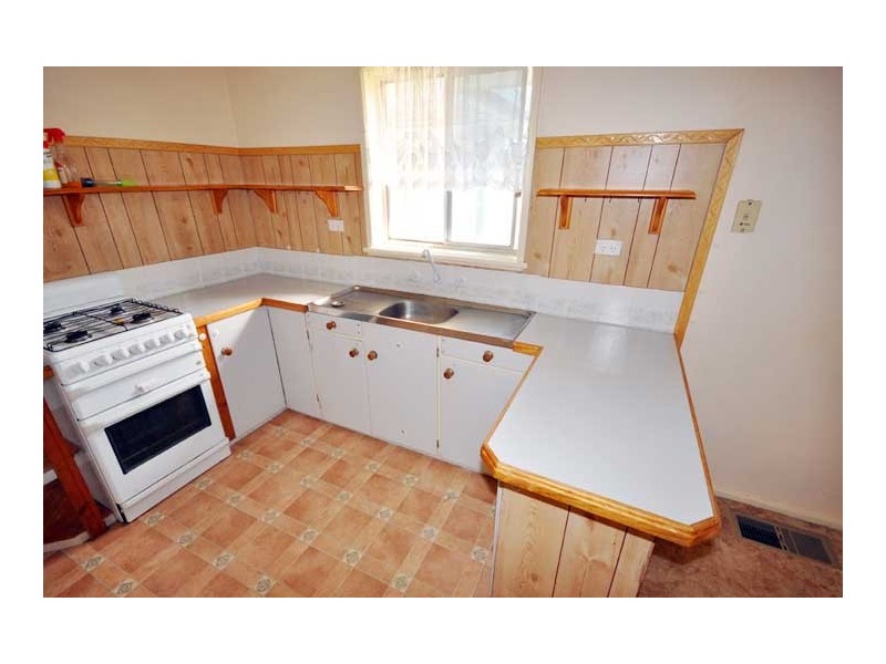 12 Martin St, Wagga Wagga NSW 2650