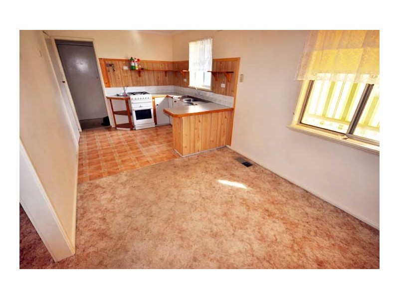 12 Martin St, Wagga Wagga NSW 2650