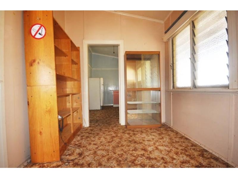 14 Broad St, Wagga Wagga NSW 2650