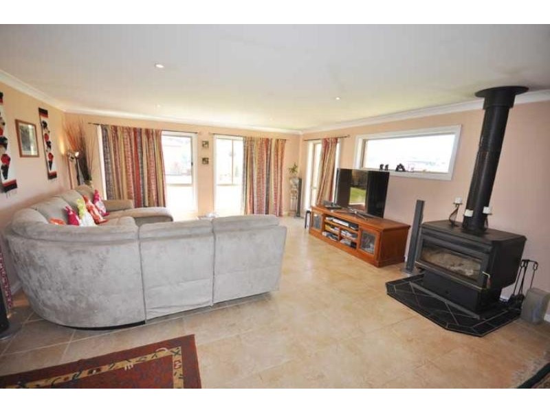 10 Peppermint Dr, Wagga Wagga NSW 2650