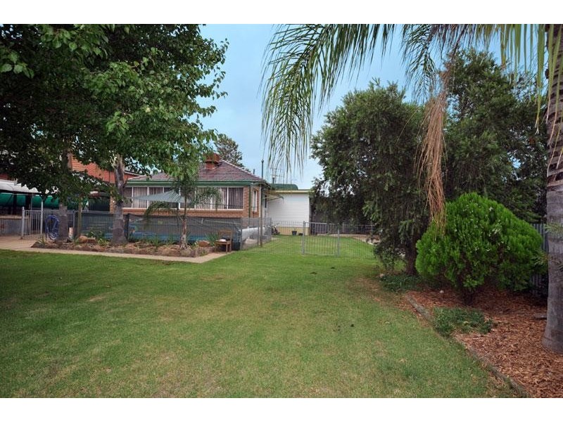 32 The Boulevarde, Wagga Wagga NSW 2650