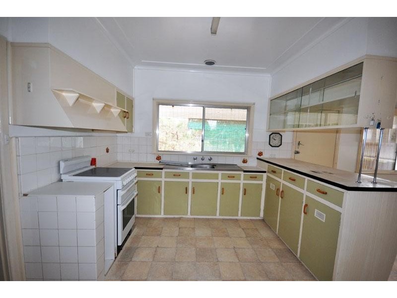 53 Urana St, Lockhart NSW 2656