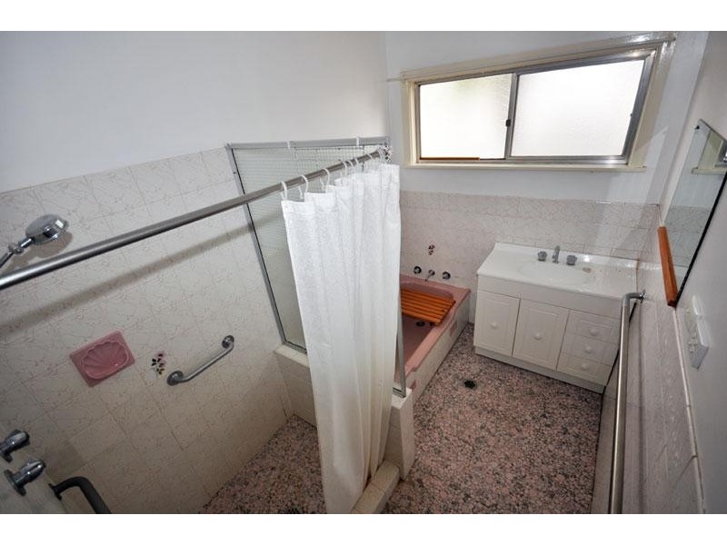 53 Urana St, Lockhart NSW 2656